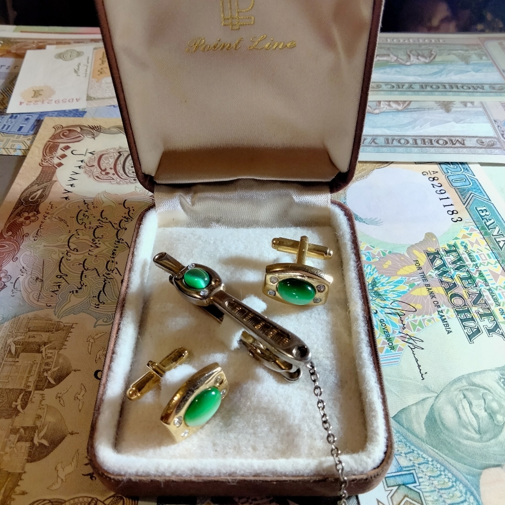 Point Line Tie Bar & Cuff Links